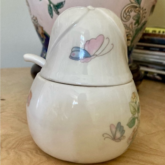 Elizabeth Arden Jam Honey Covered Jar With Spoon - Picture 5 of 9